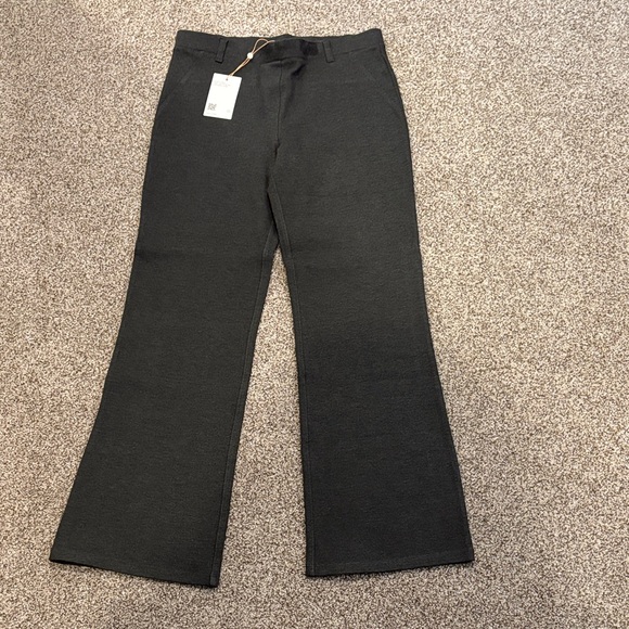 Quince Pants - Quince Women's Ultra Stretch Ponte Bootcut Pant In Charcoal. NWT